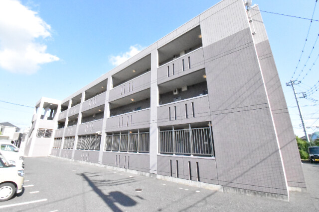 ��ʌ��������܎s�΋�厚����904-3�̃}���V�����̌����O��