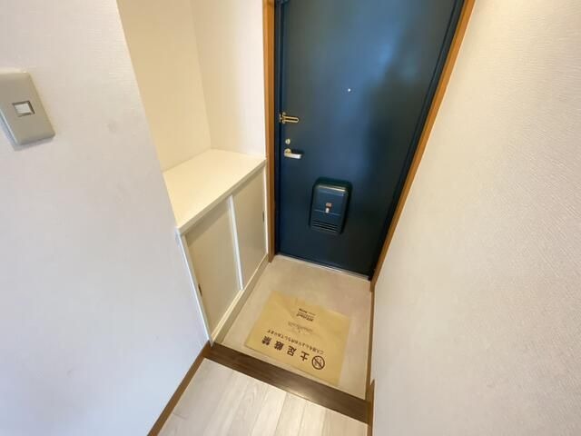 ��ʌ�����s�k����Q���ڂ̃}���V�����̌���