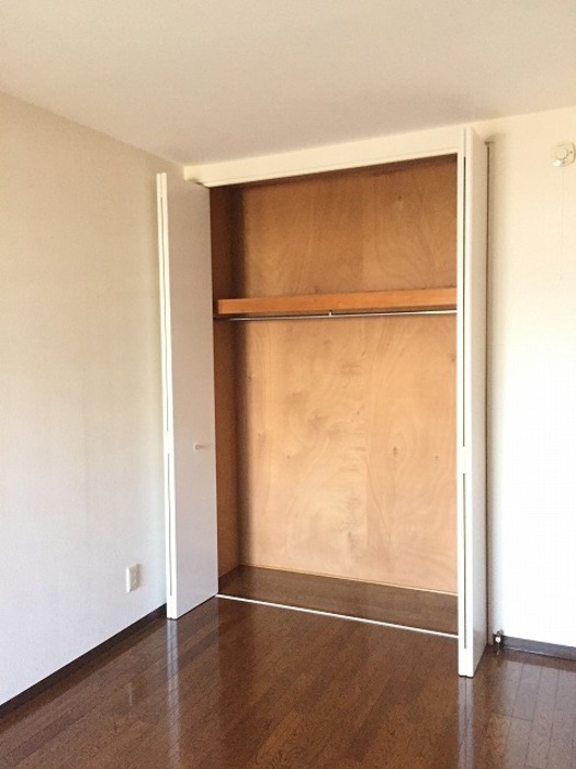 ��ʌ��������܎s�΋擌�Y�a�Q���ڂ̃}���V�����̎��[