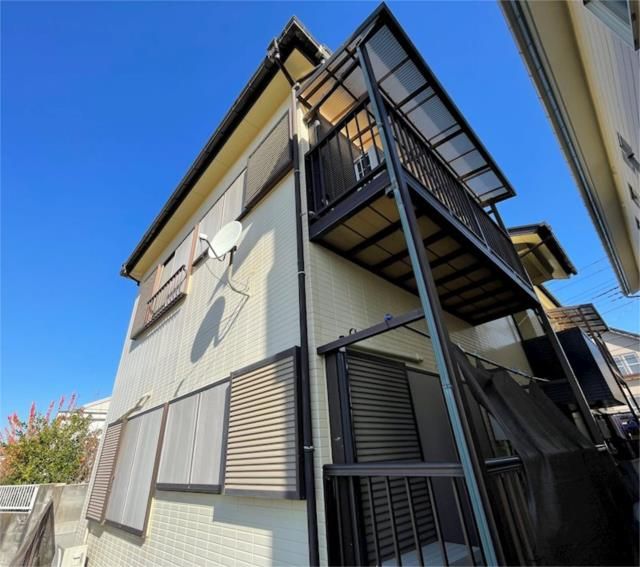 ��ʌ�����s������P���ڂ̃A�p�[�g�̌����O��