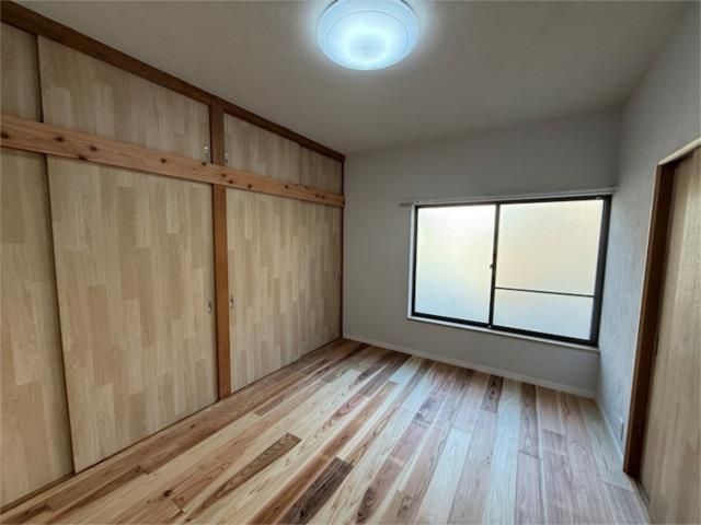 ��ʌ�����s������P���ڂ̃A�p�[�g�̂��̑�