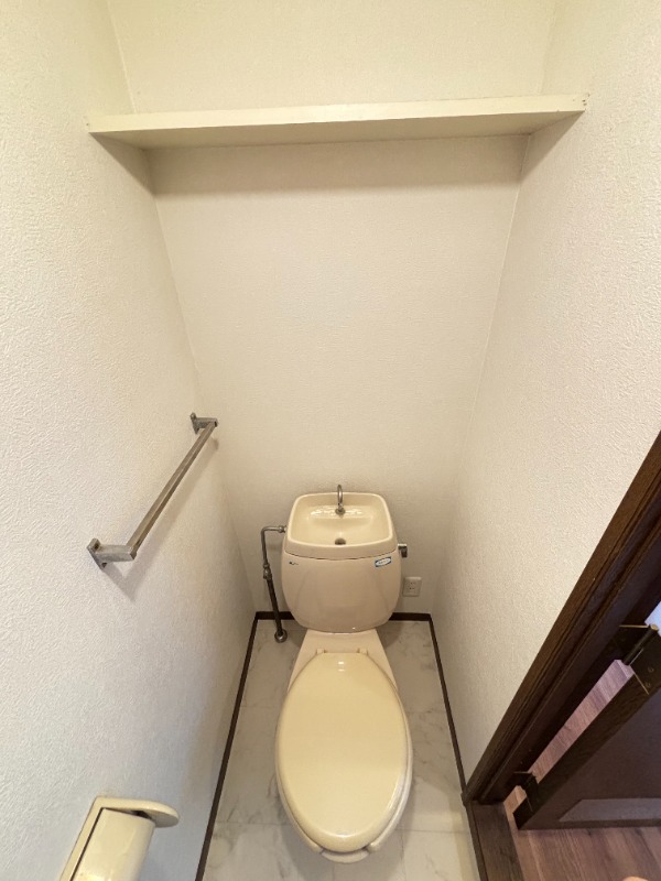 ��ʌ��������܎s����厚���m��̃A�p�[�g�̃g�C��