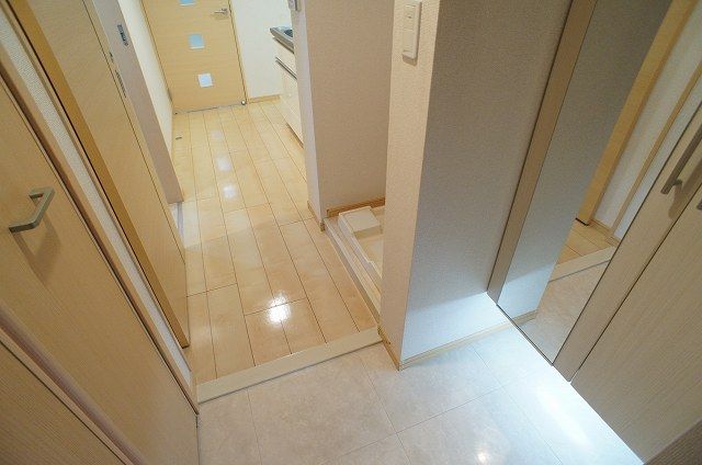 ��ʌ�����s�씵���J�T���ڂ̃}���V�����̌���