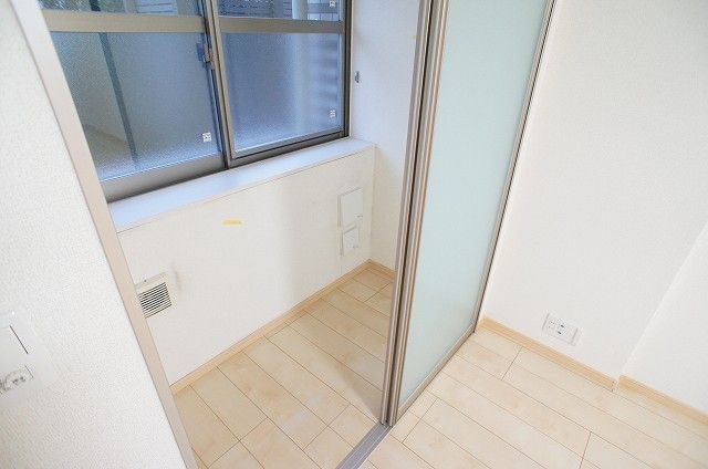 ��ʌ�����s�씵���J�T���ڂ̃}���V�����̃o���R�j�[