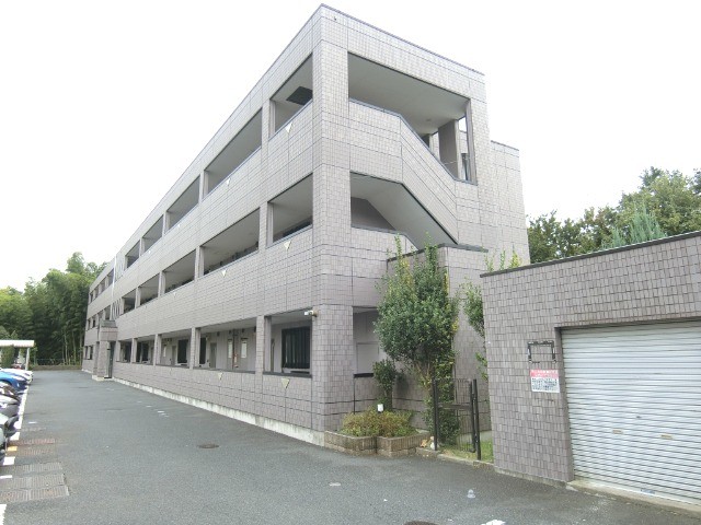 ��ʌ�����s�厚������867�̃}���V�����̌����O��