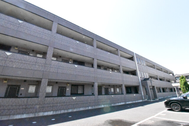 ��ʌ�����s�厚������867�̃}���V�����̌����O��