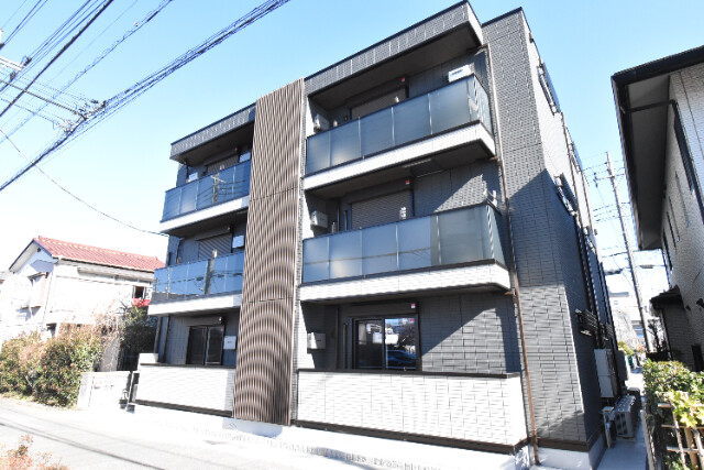 ��ʌ��z�J�s��z�J�R���ڂ̃A�p�[�g�̌����O��