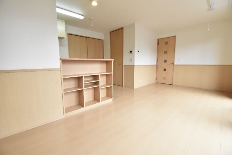 ��ʌ��������܎s��������u�Q���ڂ̃A�p�[�g�̋��ԁE���r���O