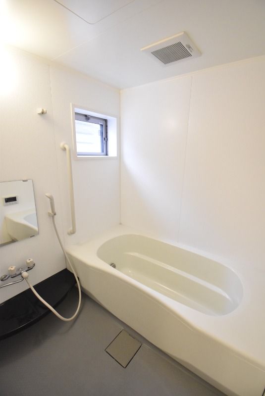 ��ʌ��������܎s��������u�Q���ڂ̃A�p�[�g�̃o�X