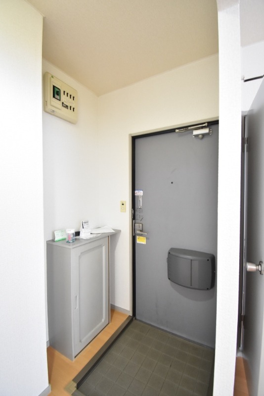 ��ʌ��������܎s�k��������Q���ڂ̃A�p�[�g�̌���