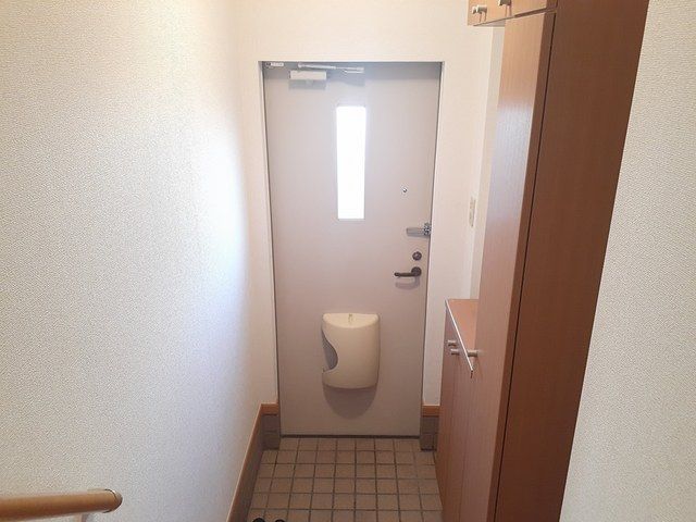 ��ʌ������s�����̃A�p�[�g�̌���