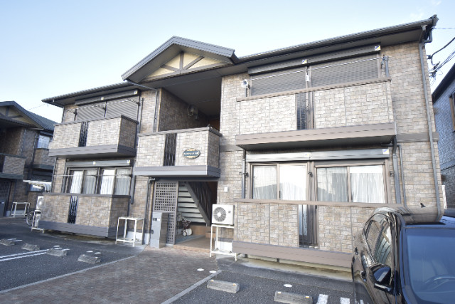 ��ʌ��������܎s����厚���V�n�̃A�p�[�g�̌����O��