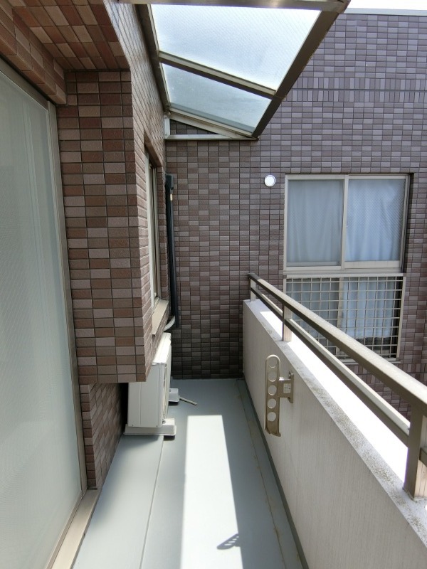 ��ʌ��������܎s��{��x�̓����Q���ڂ̃}���V�����̃o���R�j�[