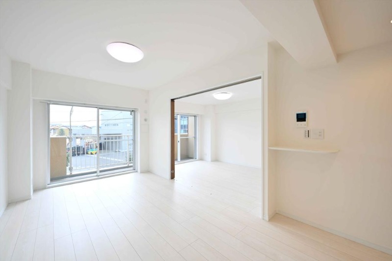 ��ʌ���z�s�厚���Ԃ̃}���V�����̂��̑������E�X�y�[�X