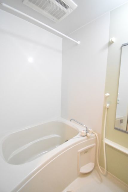 ��ʌ��������܎s������厚�䑠�̃A�p�[�g�̃o�X