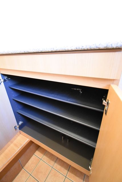 ��ʌ��������܎s������厚�䑠�̃A�p�[�g�̎��[