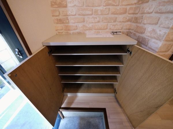 ��ʌ��������܎s�k��~�͒��̃A�p�[�g�̎��[