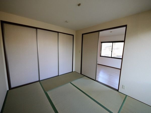 ��ʌ��������܎s�k��~�͒��̃A�p�[�g�̂��̑�