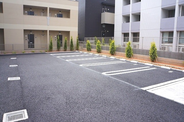 ��ʌ��������܎s�΋�����S���ڂ̃}���V�����̒��ԏ�