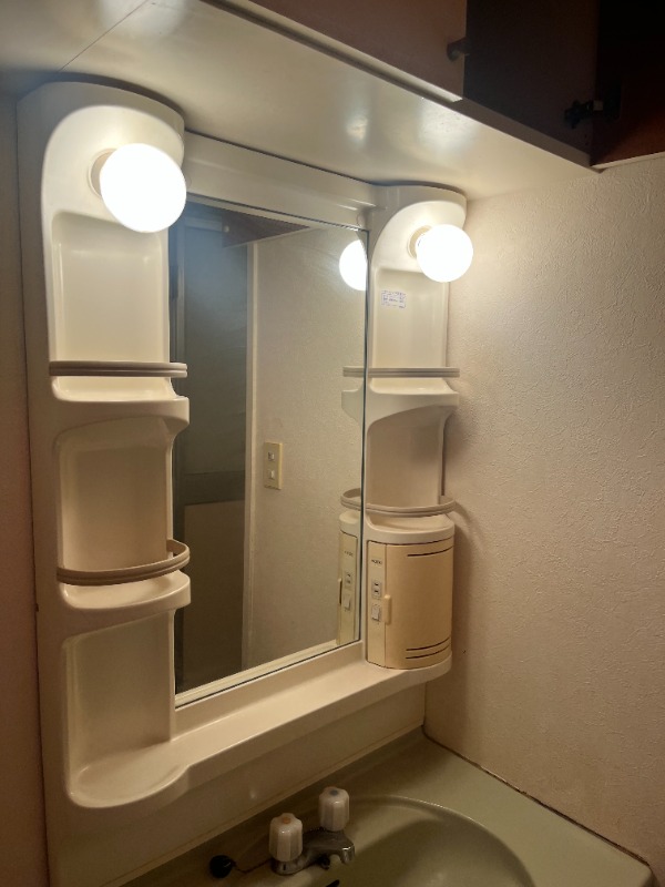 ��ʌ��n�s�k���T���ڂ̃}���V�����̐��ʏ�