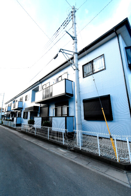 ��ʌ�����s�厚�����̃A�p�[�g�̌����O��