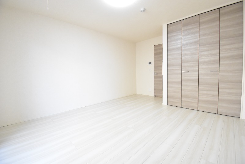 ��ʌ��������܎s��{��㏬���̃A�p�[�g�̂��̑������E�X�y�[�X