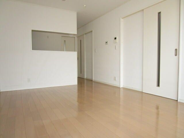 ��ʌ��������܎s��{��O���P���ڂ̃A�p�[�g�̂��̑������E�X�y�[�X