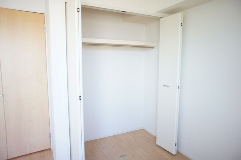 ��ʌ��z�J�s�听���Q���ڂ̃A�p�[�g�̂��̑��ݔ�