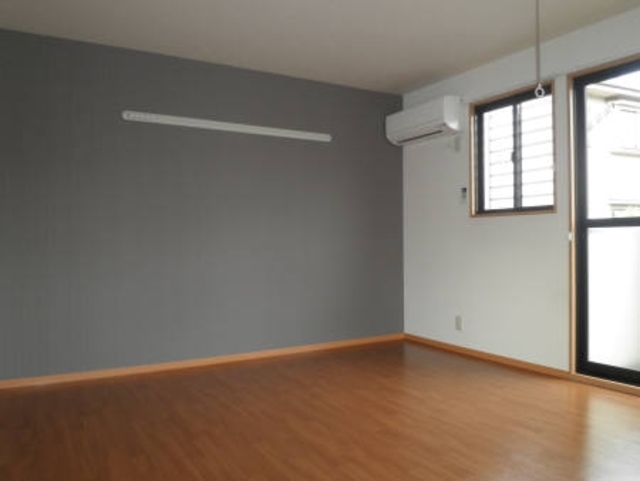 ��ʌ��������܎s��{��y�蒬�P���ڂ̃A�p�[�g�̋��ԁE���r���O