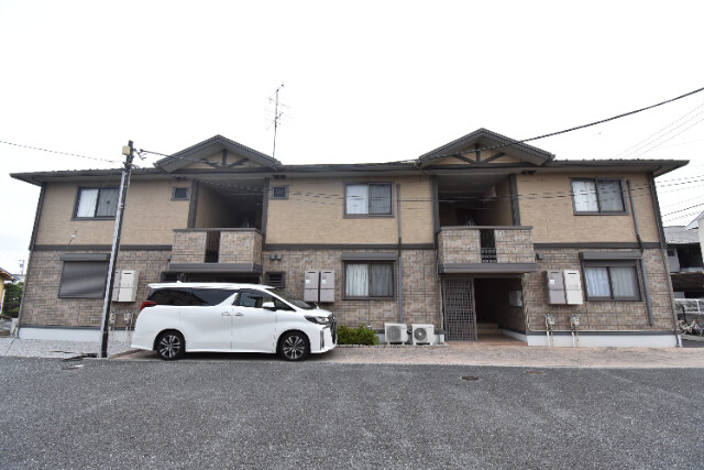 ��ʌ��������܎s����O���U����1702-1�̃A�p�[�g�̌����O��