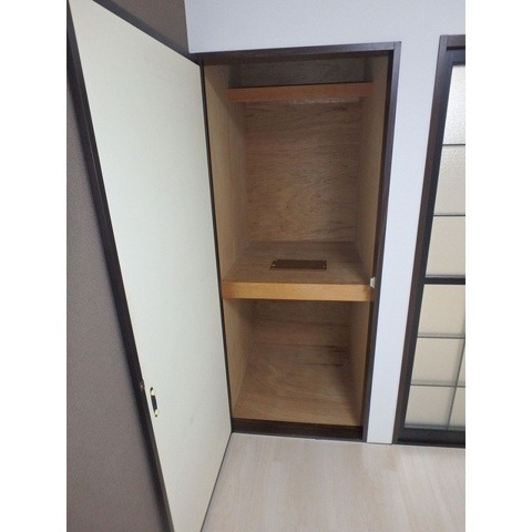 ��ʌ��������܎s��΋�{���Q���ڂ̃A�p�[�g�̎��[