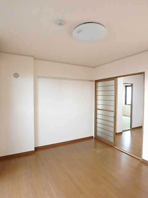 ��ʌ��������܎s�k����i���R���ڂ̃A�p�[�g�̂��̑������E�X�y�[�X