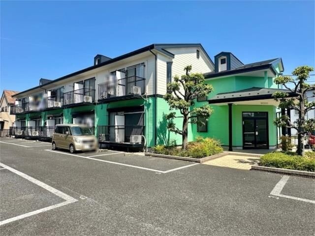 ��ʌ��z�J�s�����c���̃A�p�[�g�̌����O��