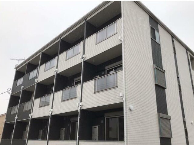 ��ʌ��������܎s�΋�����R����27-10�̃A�p�[�g�̌����O��