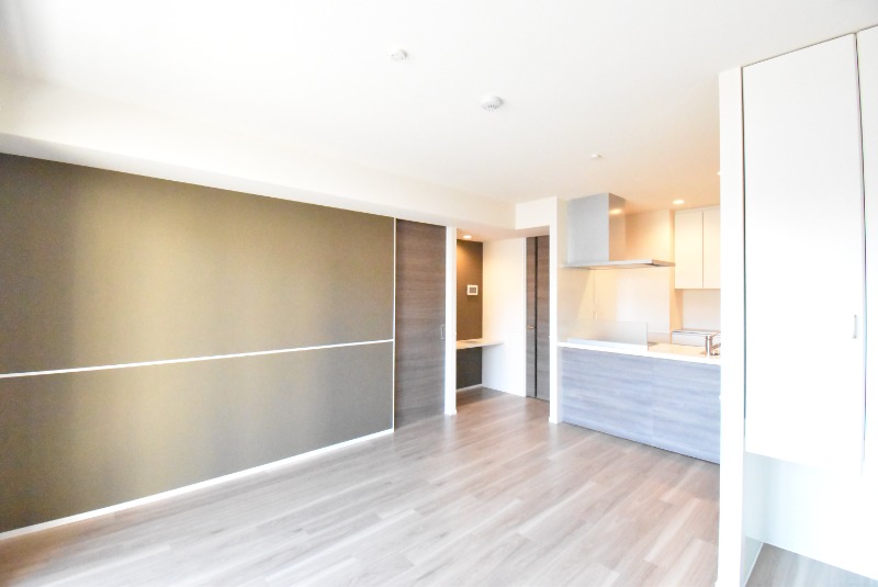 ��ʌ��������܎s�΋�厚���̃}���V�����̋��ԁE���r���O