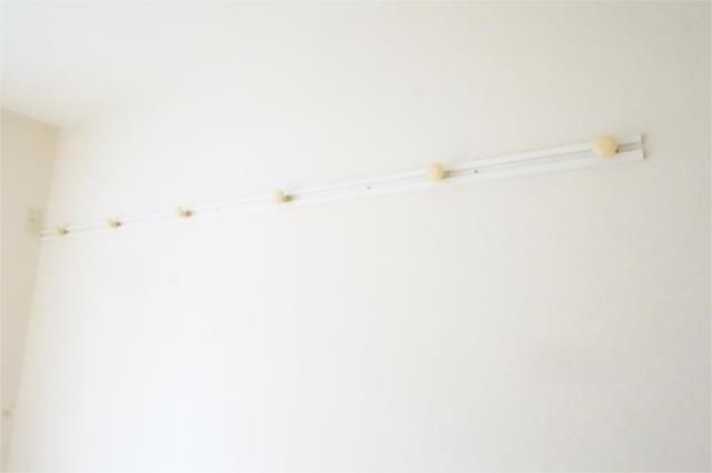 ��ʌ�����s�˒˂R���ڂ̃A�p�[�g�̂��̑��ݔ�