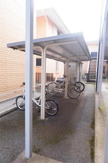 ��ʌ�����s�˒˂R���ڂ̃A�p�[�g�̂��̑�