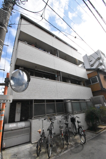 ��ʌ��������܎s��{��{���T���ڂ̃}���V�����̌����O��