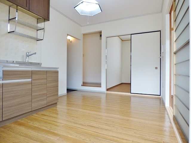 ��ʌ�����s���ԂQ���ڂ̃A�p�[�g�̂��̑������E�X�y�[�X