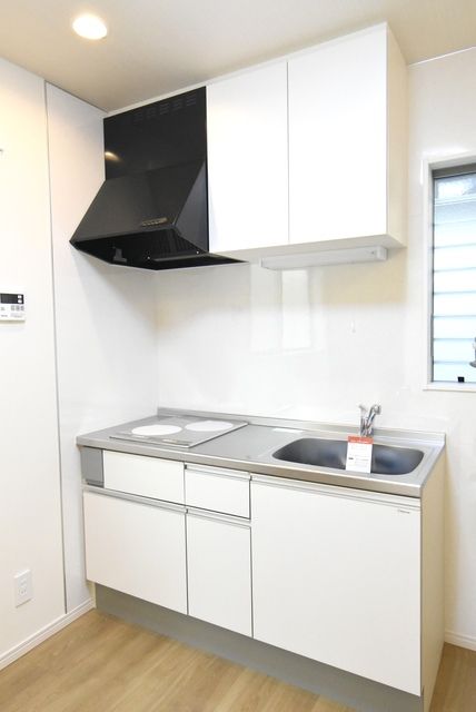 ��ʌ�����s���s���R���ڂ̃A�p�[�g�̃L�b�`��