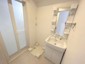 ��ʌ��������܎s��{���Ԓ��Q���ڂ̃A�p�[�g�̐��ʏ�