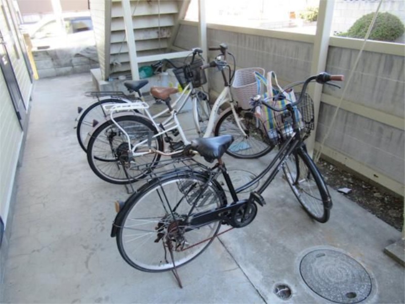 ��ʌ���z�s�厚�I��̃A�p�[�g�̂��̑�