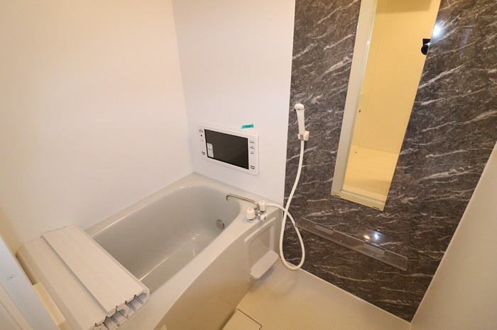 ��ʌ��������܎s�΋�����R���ڂ̃A�p�[�g�̃o�X