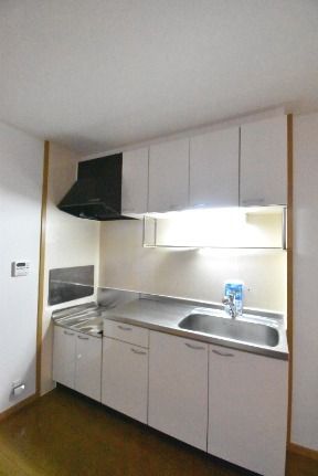 ��ʌ������s�������̃A�p�[�g�̃L�b�`��