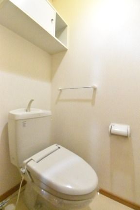 ��ʌ������s�������̃A�p�[�g�̃g�C��