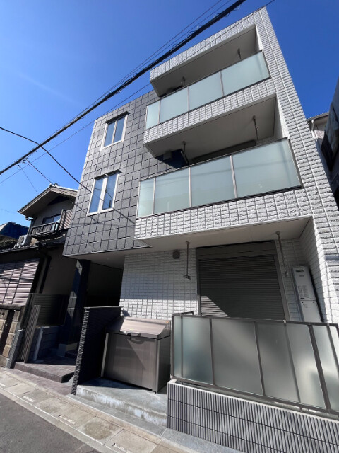 ��ʌ��������܎s��{��㏬���̃}���V�����̌����O��