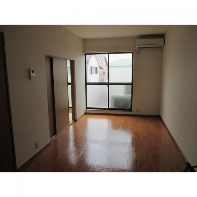 ��ʌ��������܎s��΋�钬�P���ڂ̃A�p�[�g�̋��ԁE���r���O