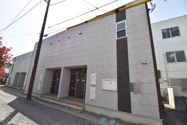 ��ʌ��������܎s�Y�a��̉ƂV���ڂ̃A�p�[�g�̌����O��