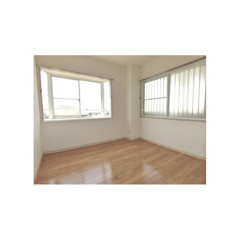 ��ʌ��@�c�s�@�c�P���ڂ̃}���V�����̂��̑������E�X�y�[�X