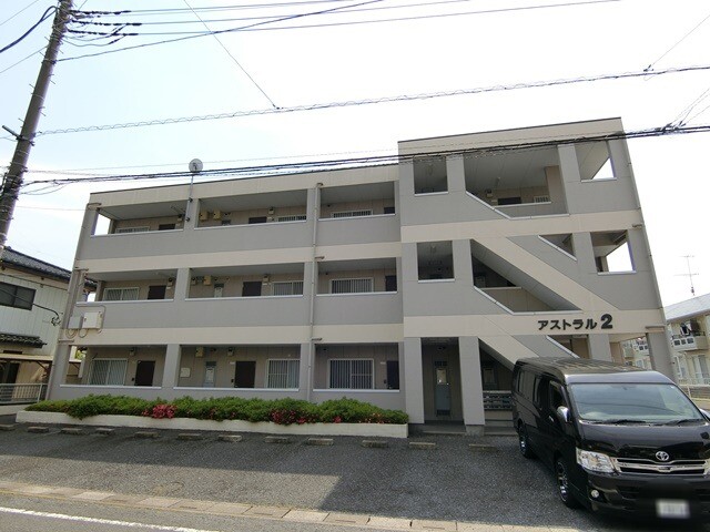 ��ʌ��@�c�s�@�c�P���ڂ̃}���V�����̃G���g�����X